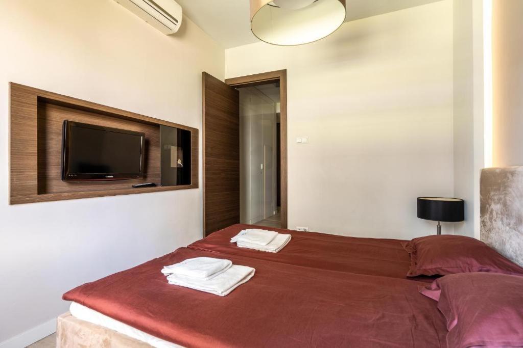 Platinum Tower - City Center - Golden Apartments Varsovie Extérieur photo